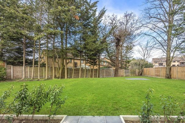 3 bedroom apartment to rent - Photo 1