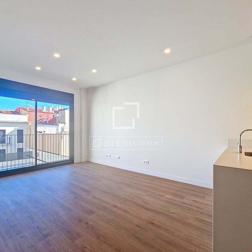 2 Bedroom apartment for rent in Vilanova i la Geltrú, Barcelona - Photo 1