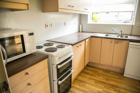 4 bedroom house to rent - Photo 5