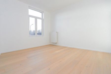 Gerenoveerde woning met 3 slaapkamers en ruime tuin vlakbij Rozenbroeken - Photo 4