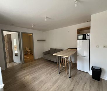 SAVENAY - centre ville T2 meublé de 30m² - Photo 5