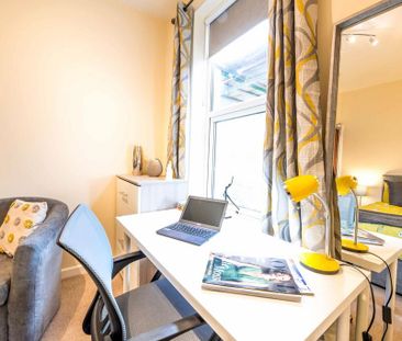 1 bedroom in a house share to rent - Photo 4