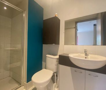 Great Carlton Location! - Photo 4