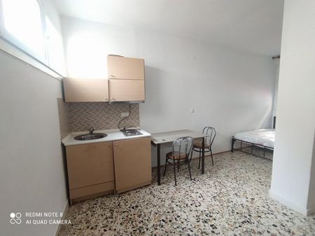 Studio/Γκαρσονιέρα για ενοικίαση Κέντρο (Καβάλα) - Φωτογραφία 3