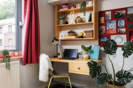 3 Bed Flat - Photo 5