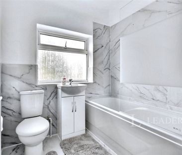 3 bedroom house to rent Dilston Road, Leatherhead, Surrey, KT22 - Photo 1