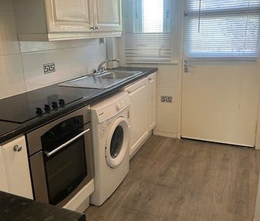 2 Bed Terraced House, Torogay Street, G22 - Photo 6