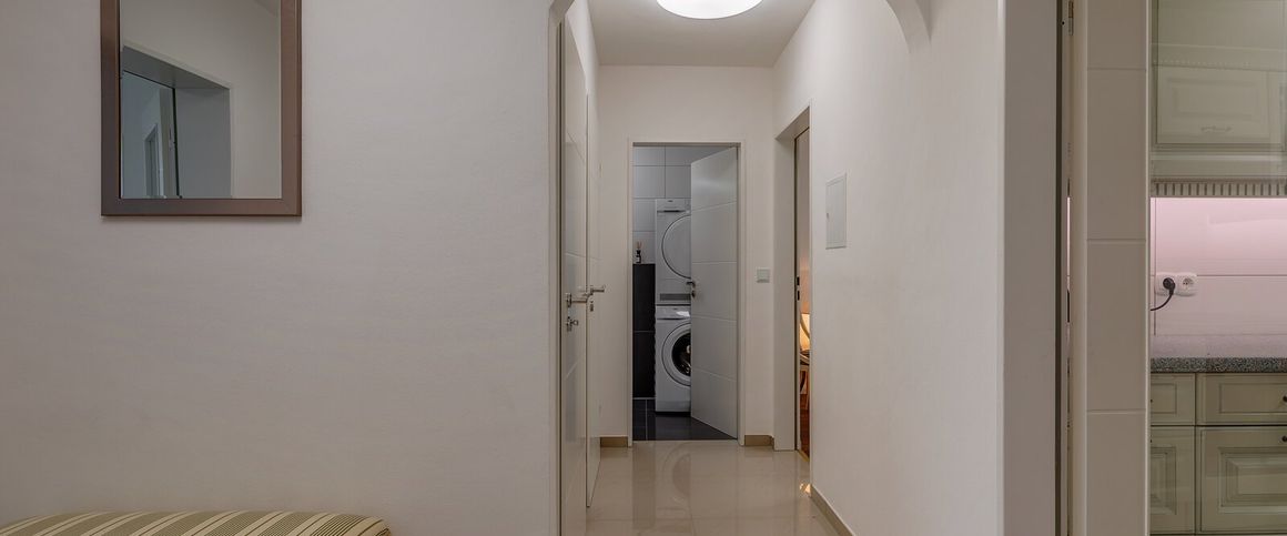 Rental in quiet and green residential area near the subway - Foto 1