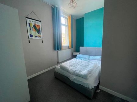 2 Bed Terraced House, Kipling St, L20 - Photo 3