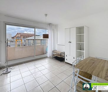 Location / Studio meublé - Photo 1