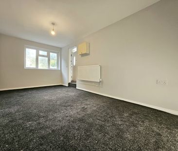 4 Bed Terraced House, Pomfret Avenue, LU2 - Photo 1