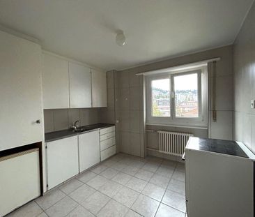 LIBRE DE SUITE ! APPARTEMENT DE 4 PIECES AVEC BALCON - Foto 4