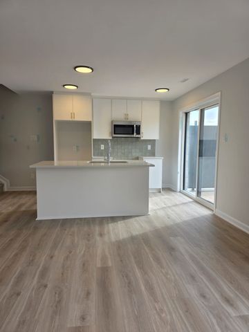 For Lease - 201 Glenroy Gilbert Drive Unit# 10, Barrhaven, Ontario - Photo 5