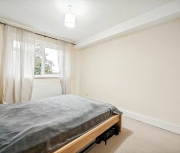 Rowan Close - Photo 2