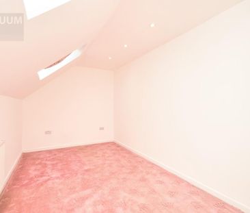 5 bedroom semi-detached house to rent - Photo 4