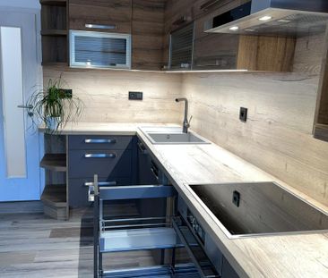 Pronájem bytu 2+kk 86 m² - Fotografie 5