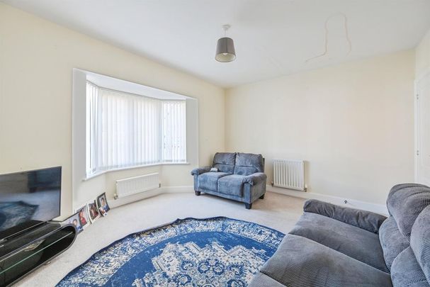 5 bedroom property to rent - Photo 1