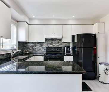 For Lease - 6118 Clover Ridge Court, Mississauga, Ontario - Photo 1