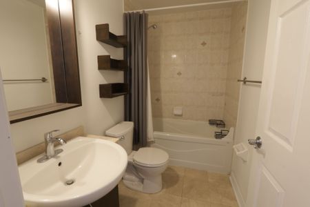 For Lease - 18 Holmes Avenue Unit# 1101, Toronto, Ontario - Photo 4