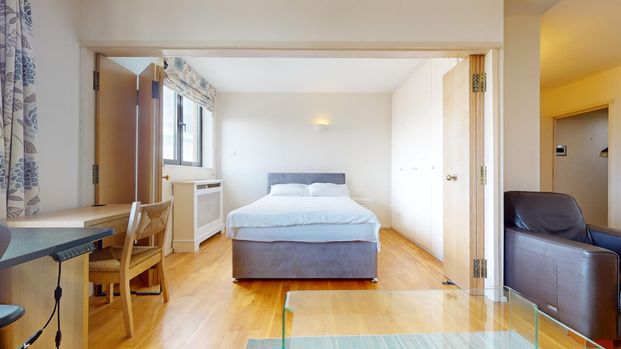 1 bedroom property to let - Photo 1