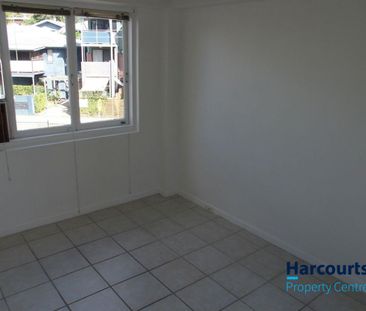 Fully Air-Conditioned Unit in South Brisbane - Photo 5