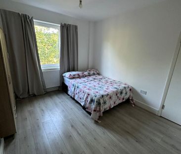 4 bedroom house to rent - Photo 2