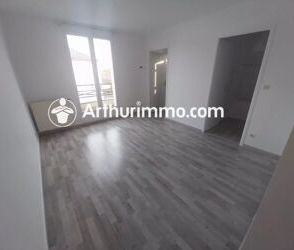 Location Appartement 1 pièces 27 m2 à Savigny-le-Temple - Photo 2