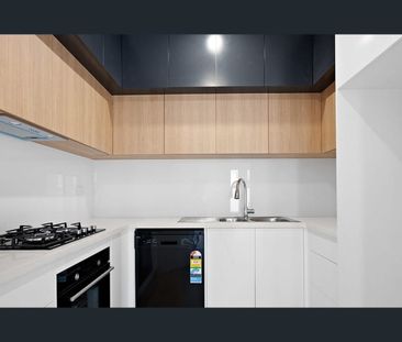 Modern Townhouse Living in Prime Location - Photo 4