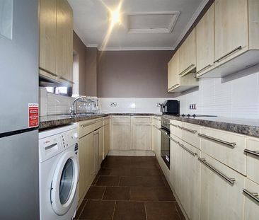 2 Bedroom Maisonette To Let - Photo 5