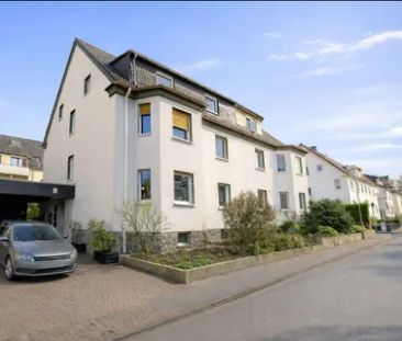 Helle ca. 100 m² große 3-Zimmer-Maisonettewohnung mit Einbauküche u... - Foto 4