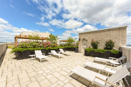 For Lease - 571 Prince Edward Drive Unit# 401, Toronto, Ontario - Photo 4