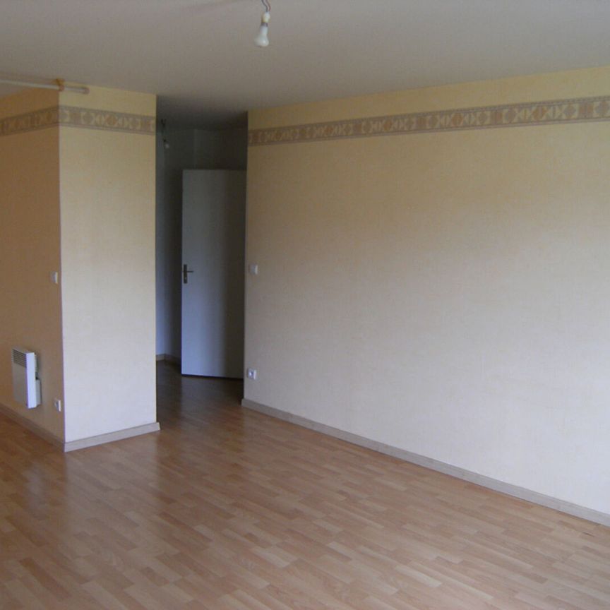 Location Appartement 1 pièce 33m² - Photo 1