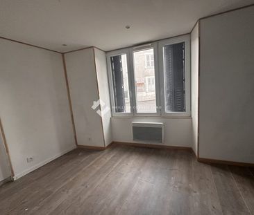 Appartement à louer, 2 pièces - Massiac 15500 - Photo 2