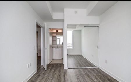 For Lease - 2495 Eglinton Avenue Unit# 1607, Mississauga, Ontario - Photo 4