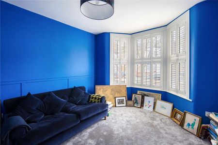 Churston Avenue, E13 - Photo 2