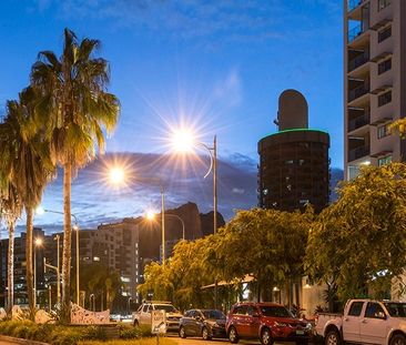 Modern Unit in Prime South Townsville Location! - Photo 4