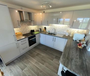 35 The Links, Portrush, BT56 8SX - Photo 6