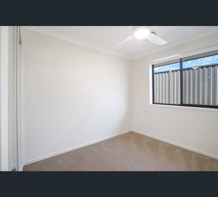 2/7 Percy St, Farley, NSW 2320 - Photo 5