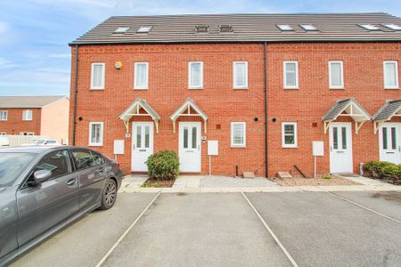 Summit Drive, Bessacarr, Doncaster DN4 7FT - Photo 3