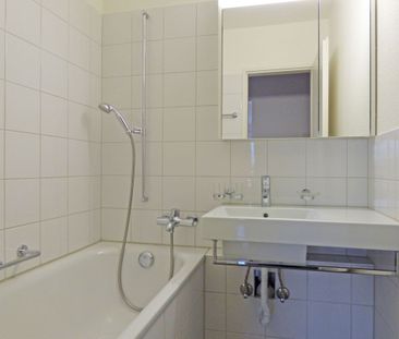 Tolle Lage am Zürichsee in steuergünstiger Gemeinde - Foto 6