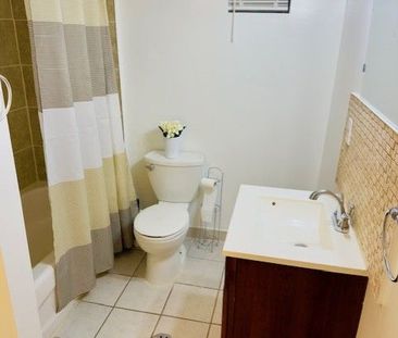 For Lease - 165 Torrens Avenue Unit# Basement, Toronto, Ontario - Photo 6