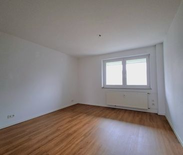 Gemütliche 2 Zimmer Wohnung mit Loggia - Foto 1
