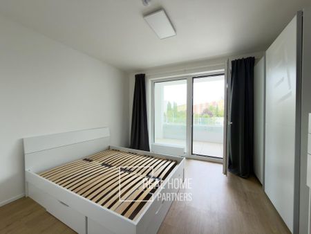 Pronájem bytu 1+kk 35 m2 - Photo 2