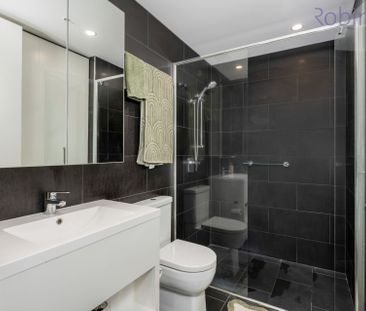 Spectacular Penthouse Level Apartment with Stunning Views to Merewe... - Photo 3