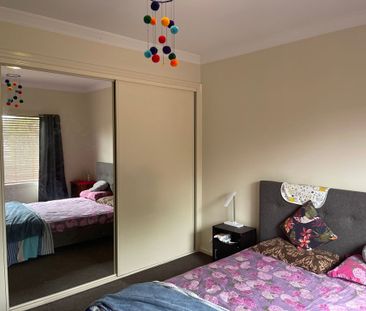 Modern & Well Presented in Prime Location! - Photo 5