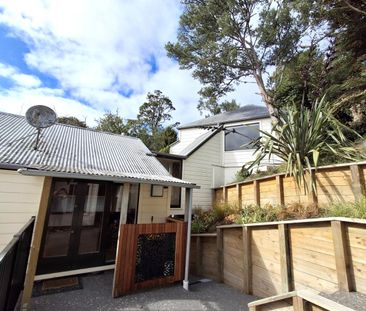 Secluded Wadestown Guest House - Photo 3