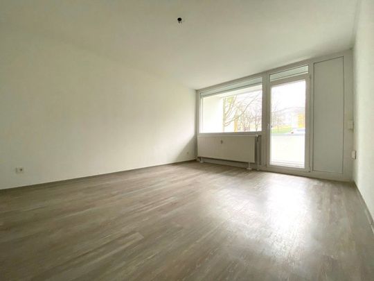 Endlich Zuhause: weitläufige 3-Zimmer-Wohnung - Photo 1