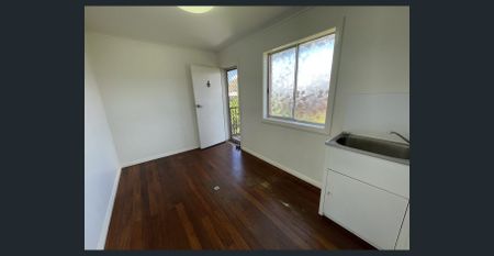 Space, Flexibility, and Convenience Combined - Photo 2