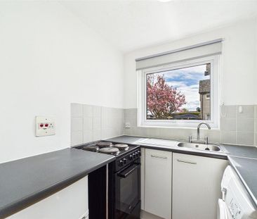 1 bedroom end of terrace house to rent - Photo 6