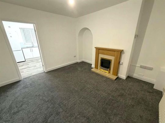 2 bedroom semi-detached house to rent - Photo 1